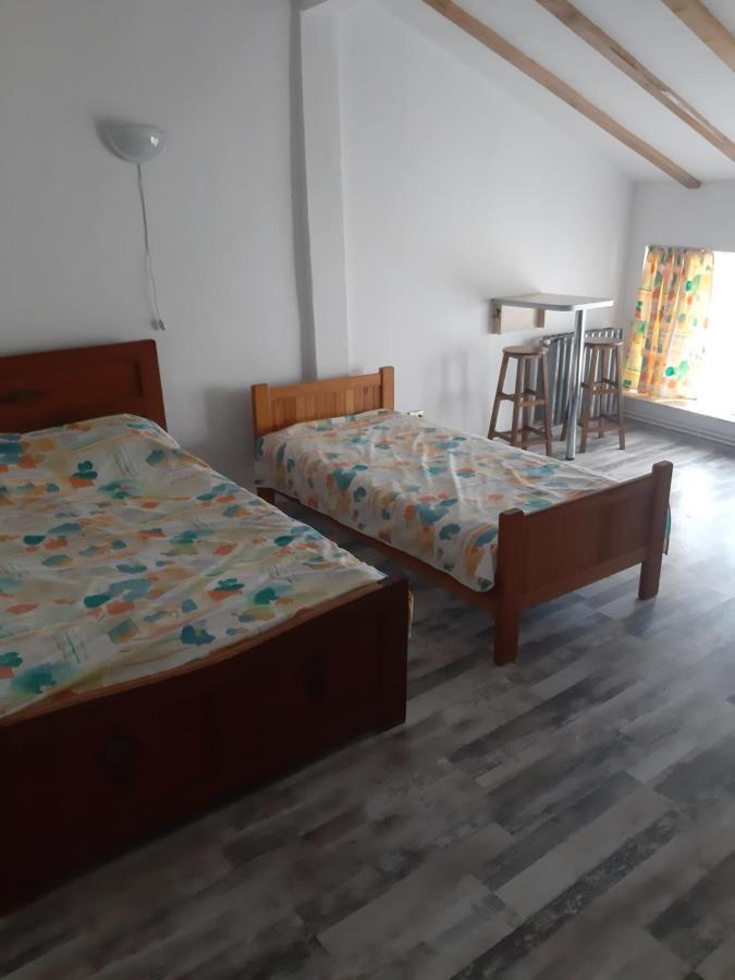 House Hotell Craiova Eksteriør bilde