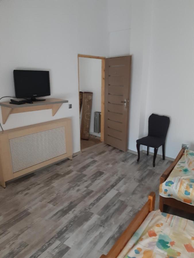 House Hotell Craiova Eksteriør bilde